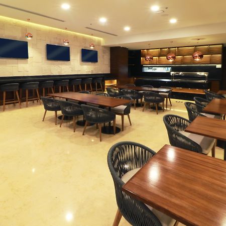 Holiday Inn & Suites - Puerto Vallarta Marina & Golf By Ihg Экстерьер фото