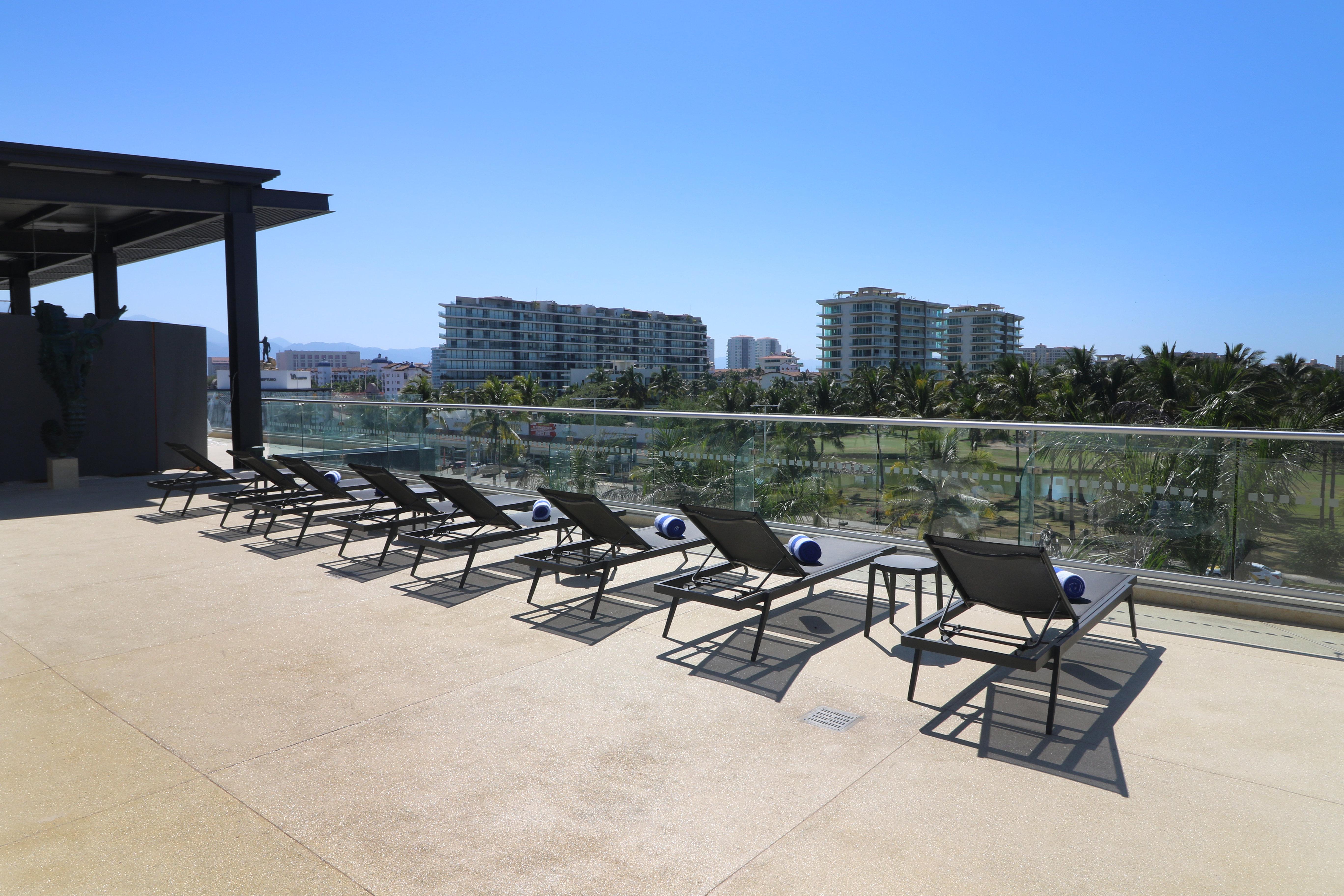 Holiday Inn & Suites - Puerto Vallarta Marina & Golf By Ihg Экстерьер фото